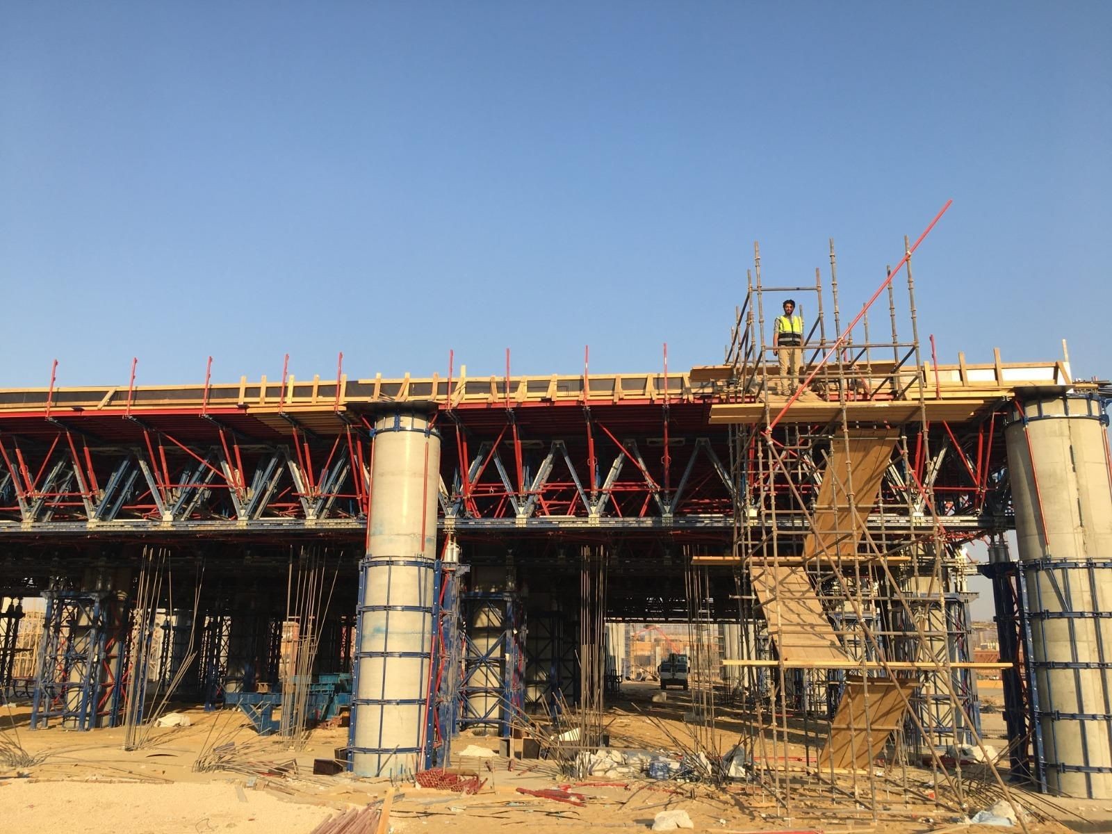 Large concrete ceiling and beams during casting.